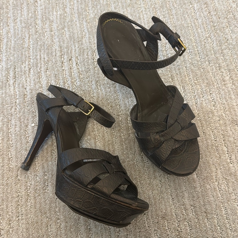 YSL TRIBUTE heel